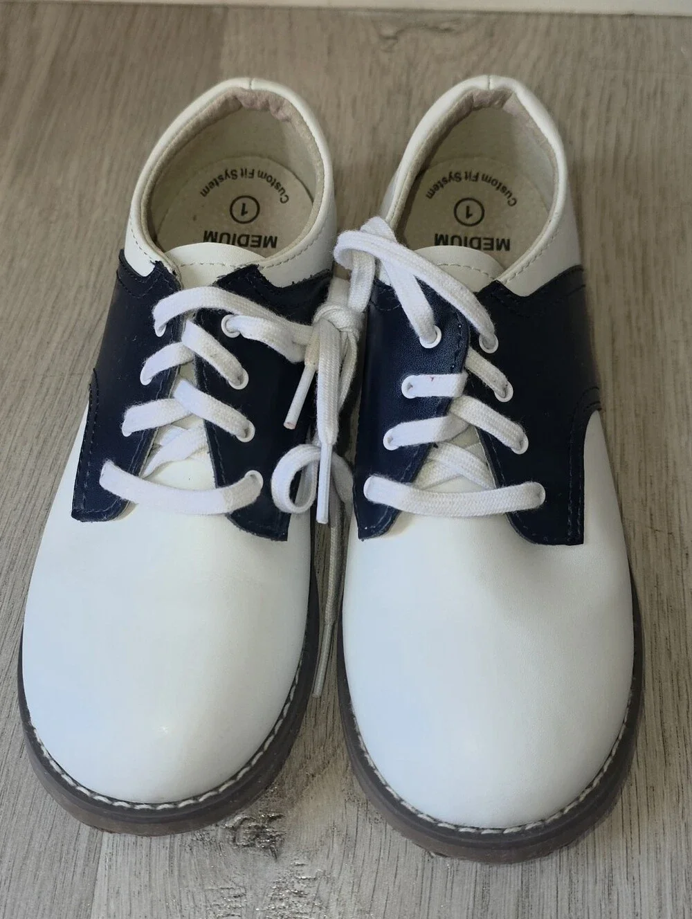 Footmates Cheer Boys Leather White/Navy Lace-Up Shoes, Size 1